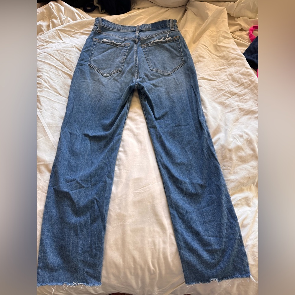 Abercrombie Ultra High Rise Ankle Straight Jean - Picture 9 of 11